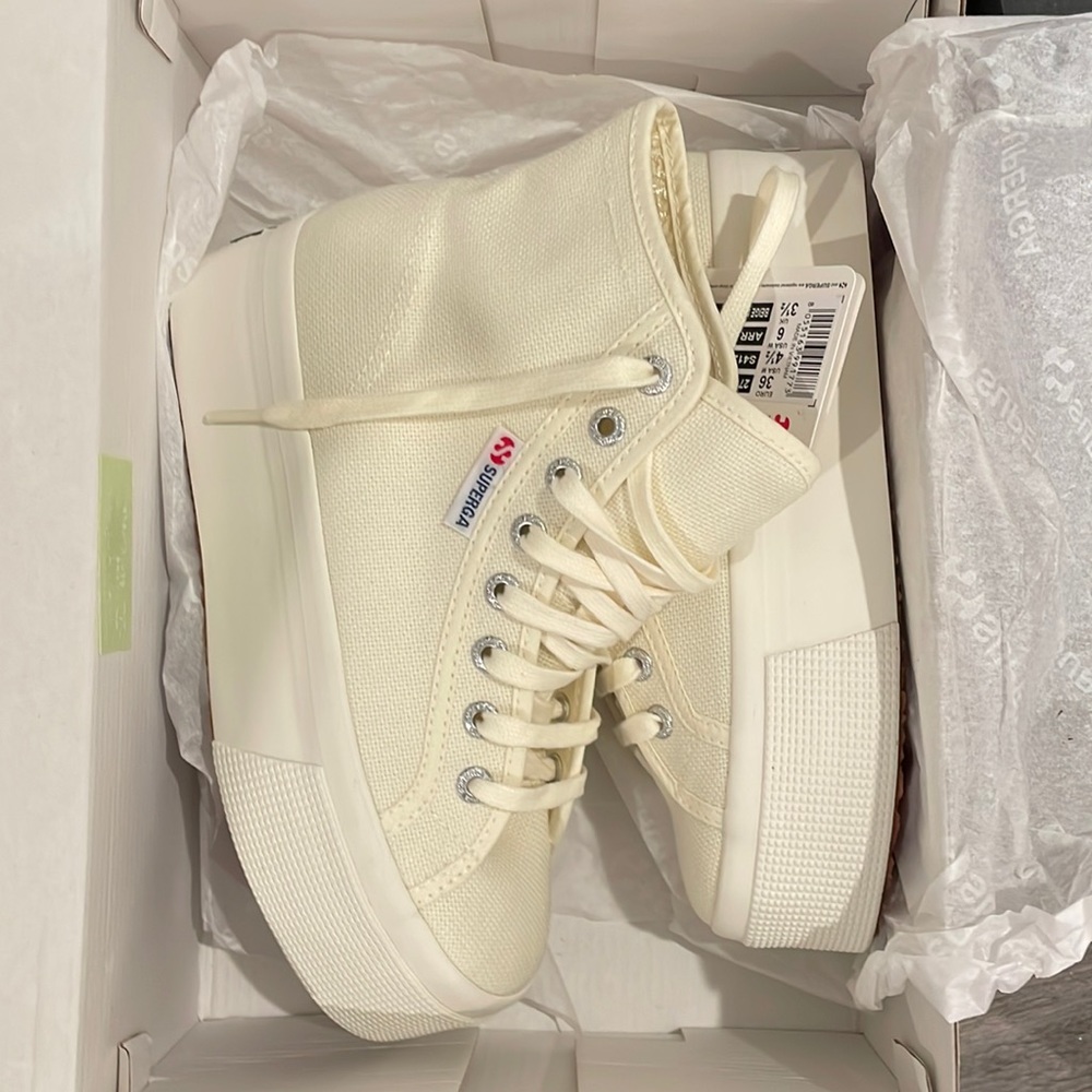 Brand new platform SUPERGA sneakers. Never worn, tags on!